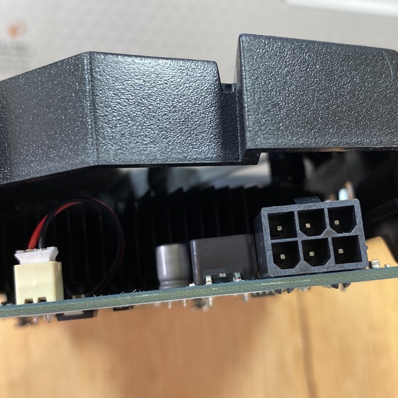 Sapphire HD 7770 GHZ  addition, cape, Verde graphics processor, 1024MB memory - Picture 5 of 6